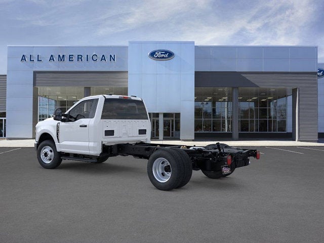 2026 Ford Chassis Cab F-350® XL