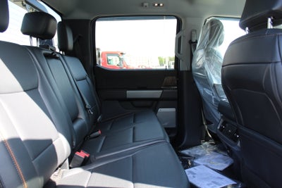 2026 Ford Chassis Cab F-550® LARIAT®