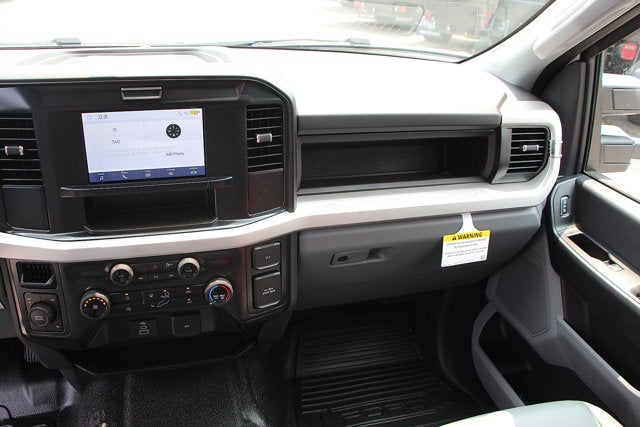 2025 Ford Chassis Cab F-550® XL