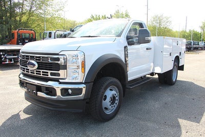2025 Ford Chassis Cab F-450® XL