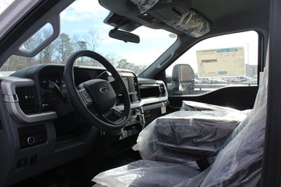 2026 Ford Chassis Cab F-450® XLT