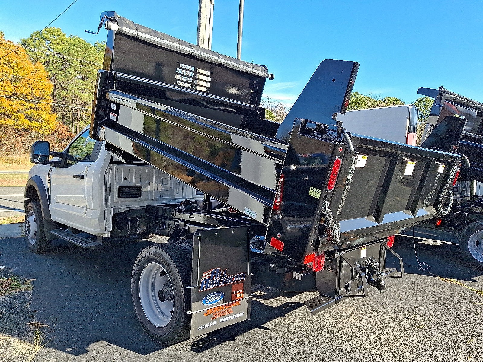 2025 Ford Chassis Cab F-550® XL
