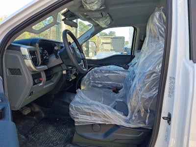 2025 Ford Chassis Cab F-550® XL