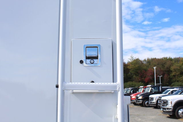 2026 Ford Econoline Cutaway E-350 SRW