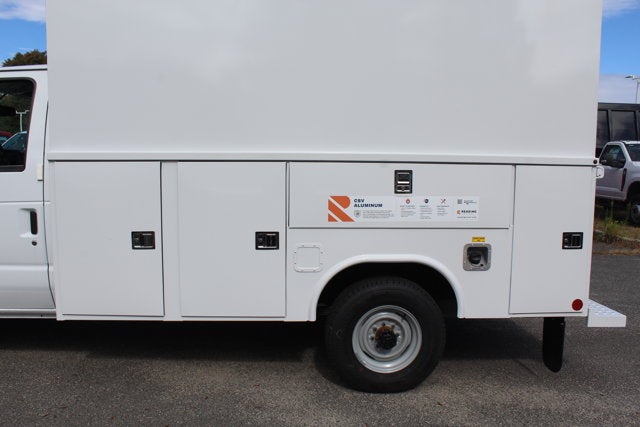 2026 Ford Econoline Cutaway E-350 SRW