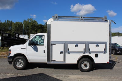 2026 Ford Econoline Cutaway E-350 SRW