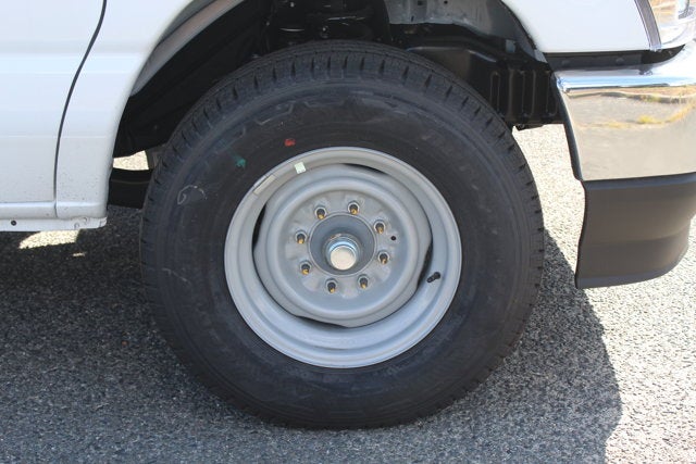 2026 Ford Econoline Cutaway E-350 SRW