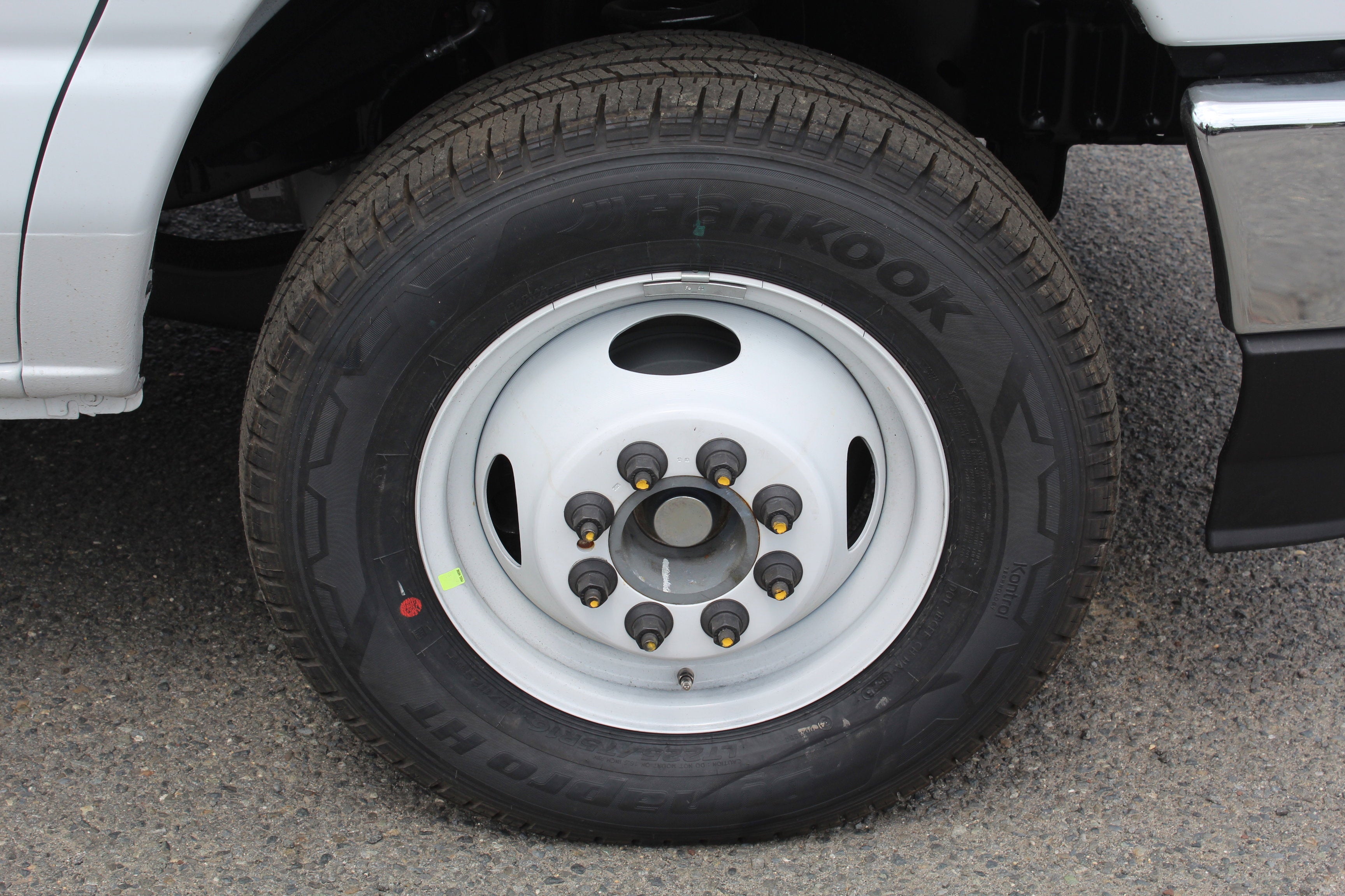 2027 Ford Econoline Cutaway E-350 SRW