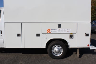 2027 Ford Econoline Cutaway E-350 SRW
