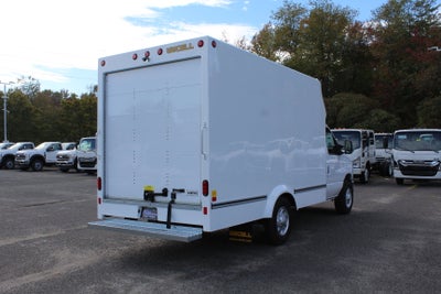 2027 Ford Econoline Cutaway E-350 SRW