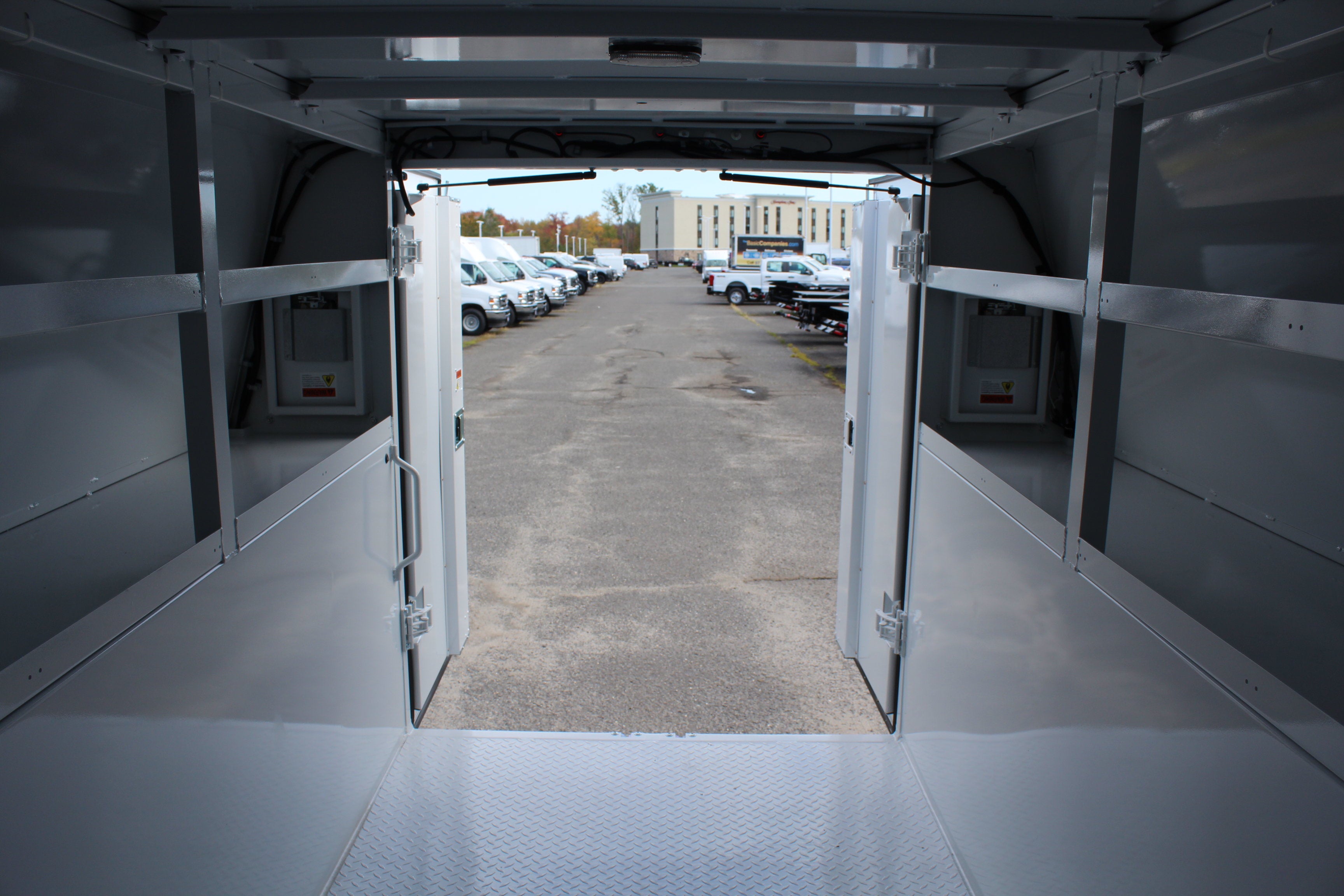 2027 Ford Econoline Cutaway E-350 SRW