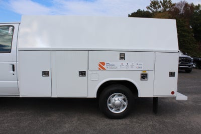 2027 Ford Econoline Cutaway E-350 SRW