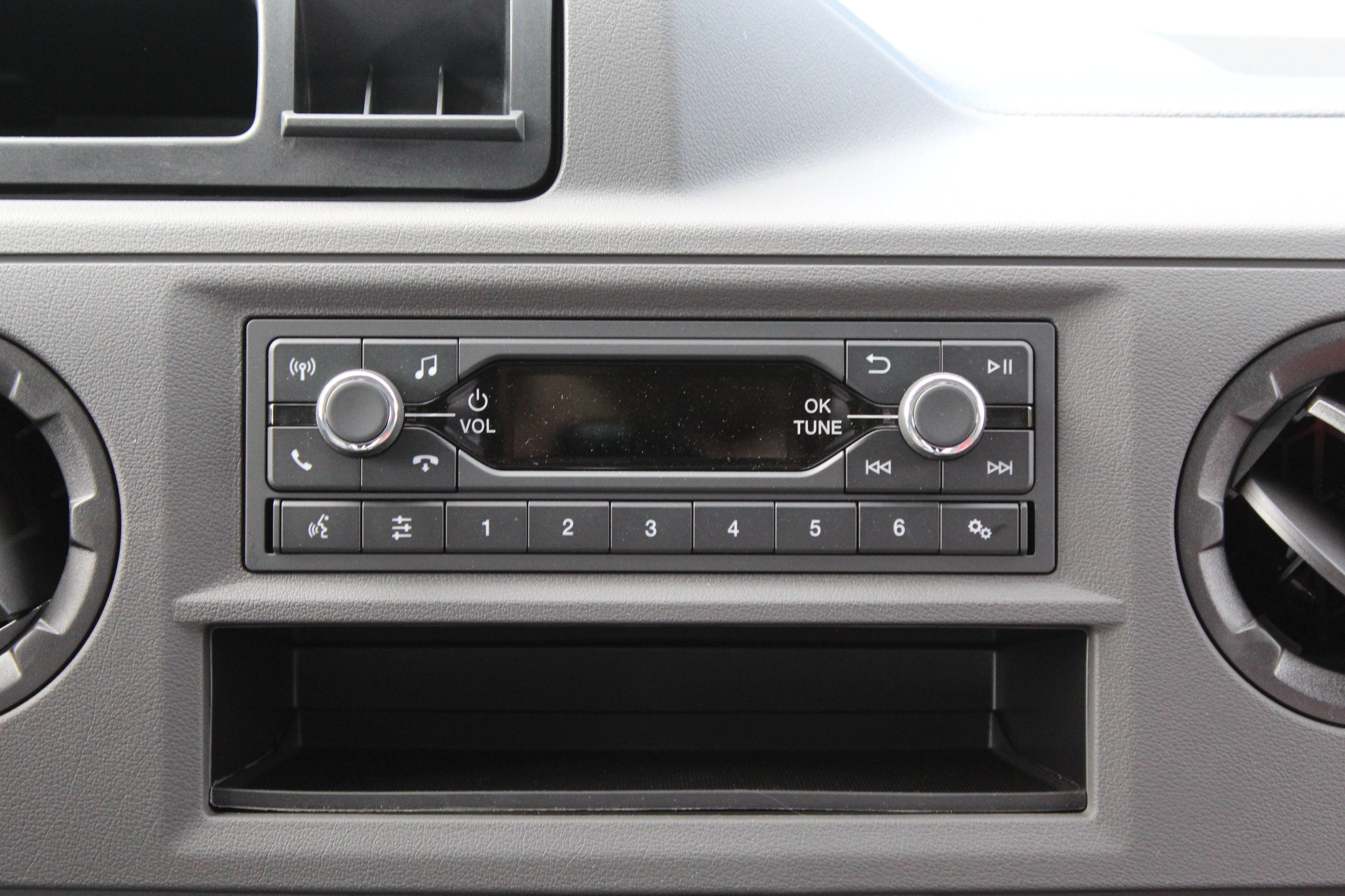 2027 Ford Econoline Cutaway E-350 SRW
