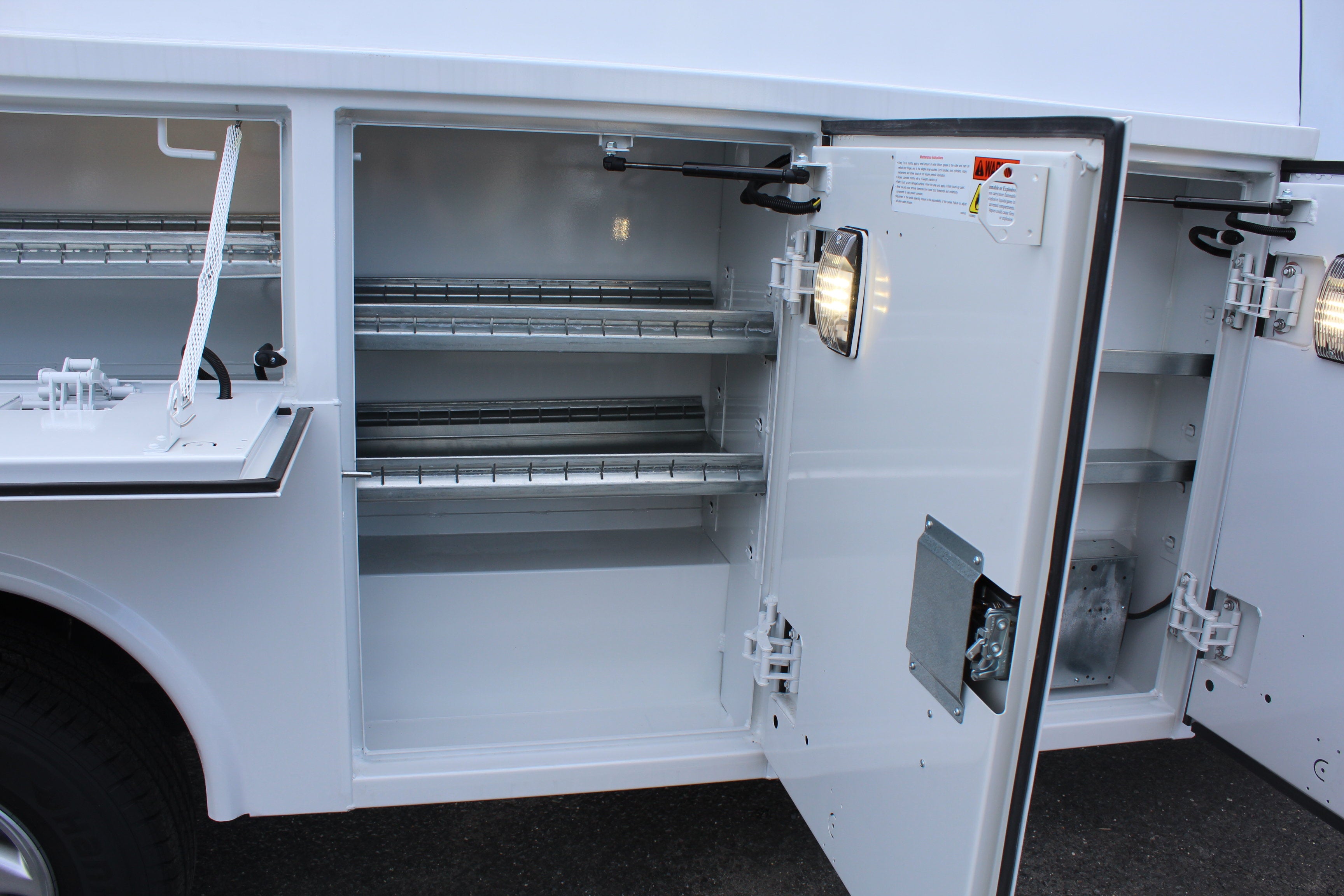 2027 Ford Econoline Cutaway E-350 SRW