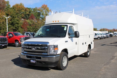 2027 Ford Econoline Cutaway E-350 SRW