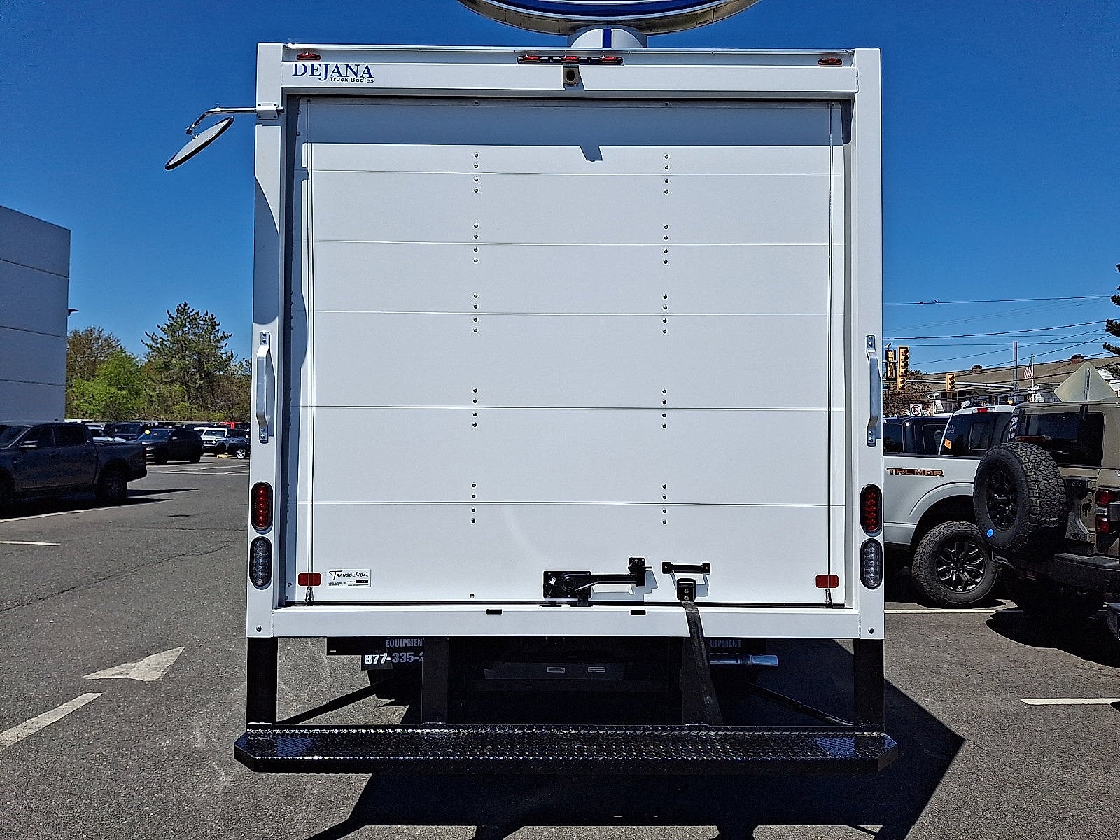 2027 Ford Econoline Cutaway E-450 DRW