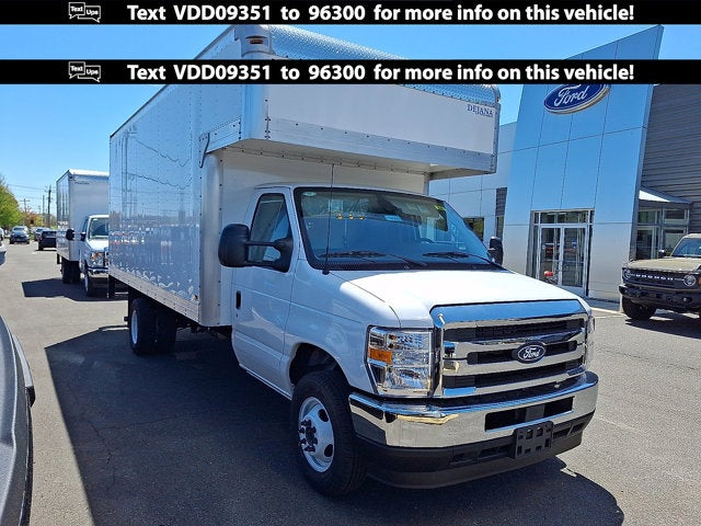 2027 Ford Econoline Cutaway E-450 DRW