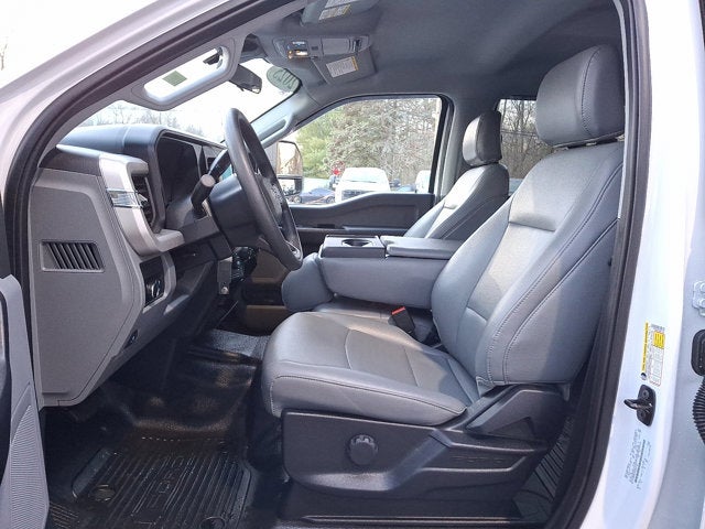 2025 Ford Super Duty F-350 DRW XL