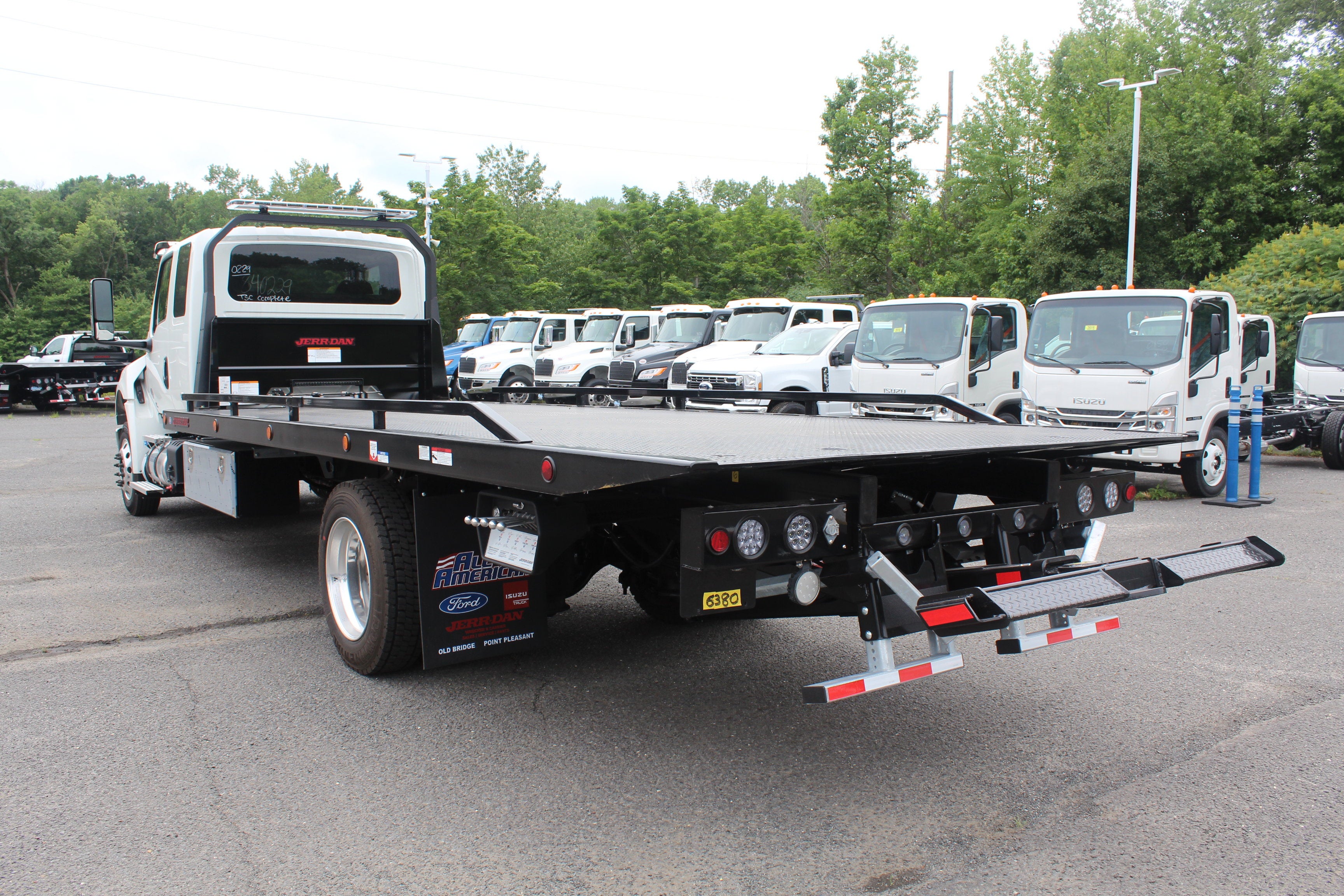2027 International MV607 Jerr-Dan 6-Ton Steel XLP SD Carrier