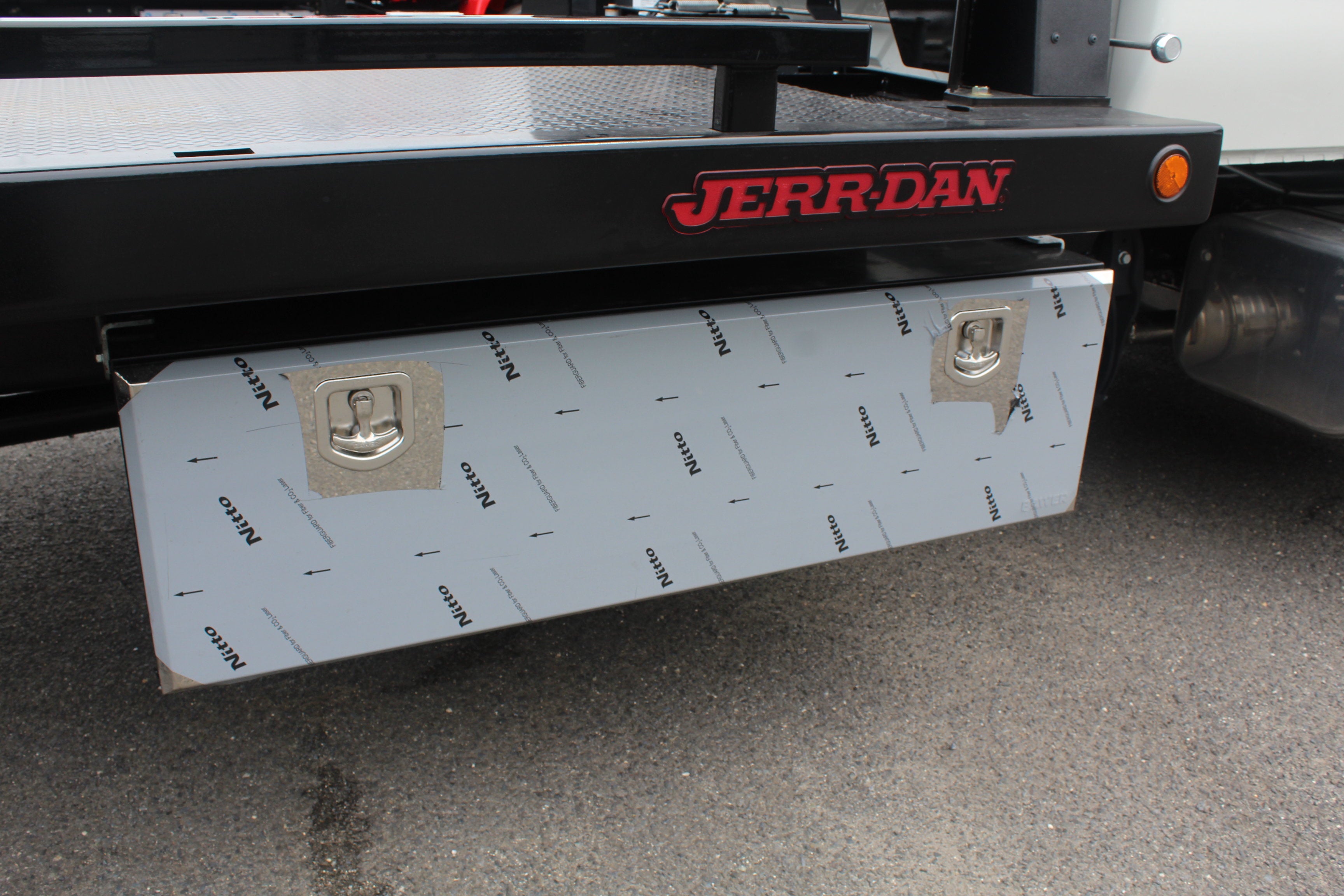 2027 International MV607 Jerr-Dan 6-Ton Steel XLP SD Carrier