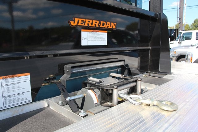 2025 Peterbilt 536 22' Aluminum XLP Jerr-Dan Carrier