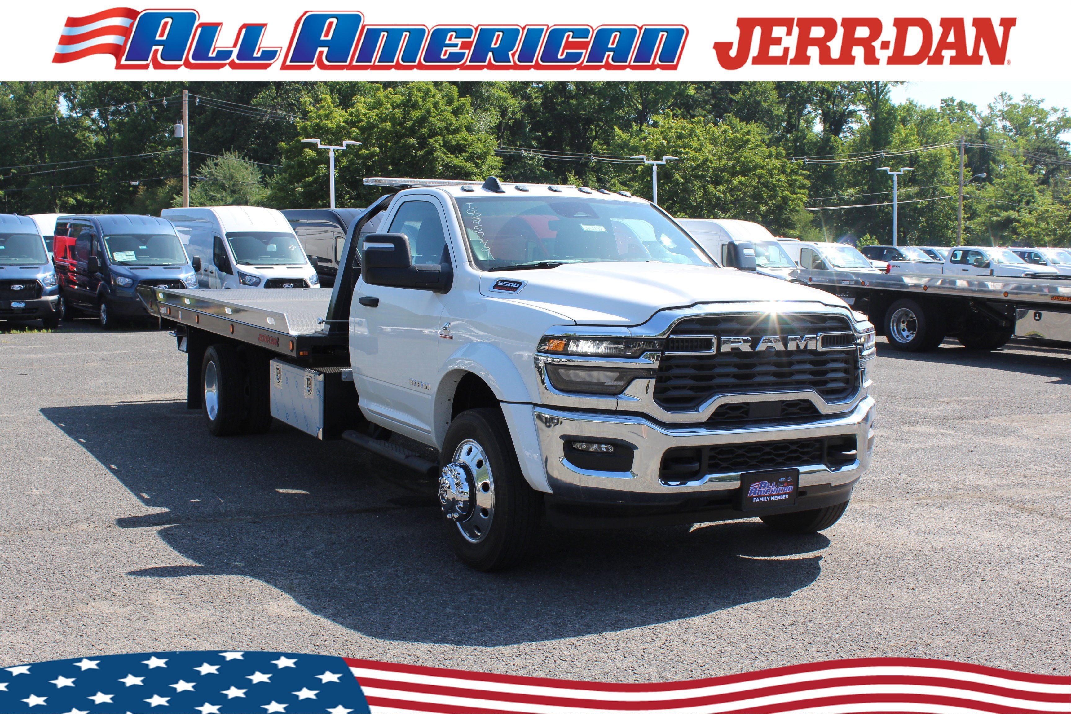 2026 RAM 5500 Big Horn 4X4 Reg Cab LWB DRW 205" WB's photo