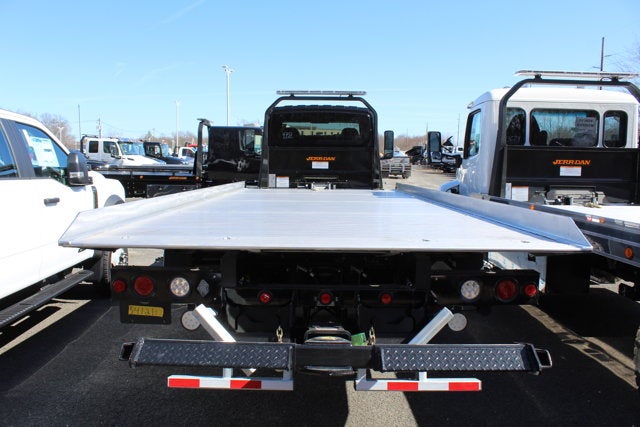 2025 International MV607 22 FT Aluminum 4x2 Carrier Jerr-Dan