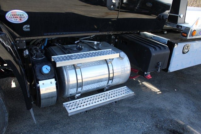 2025 International MV607 22 FT Aluminum 4x2 Carrier Jerr-Dan