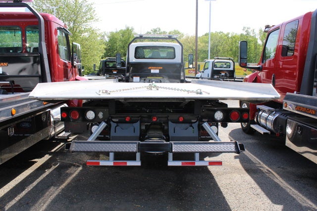 2025 International MV607 22 FT Aluminum 4x2 Carrier Jerr-Dan