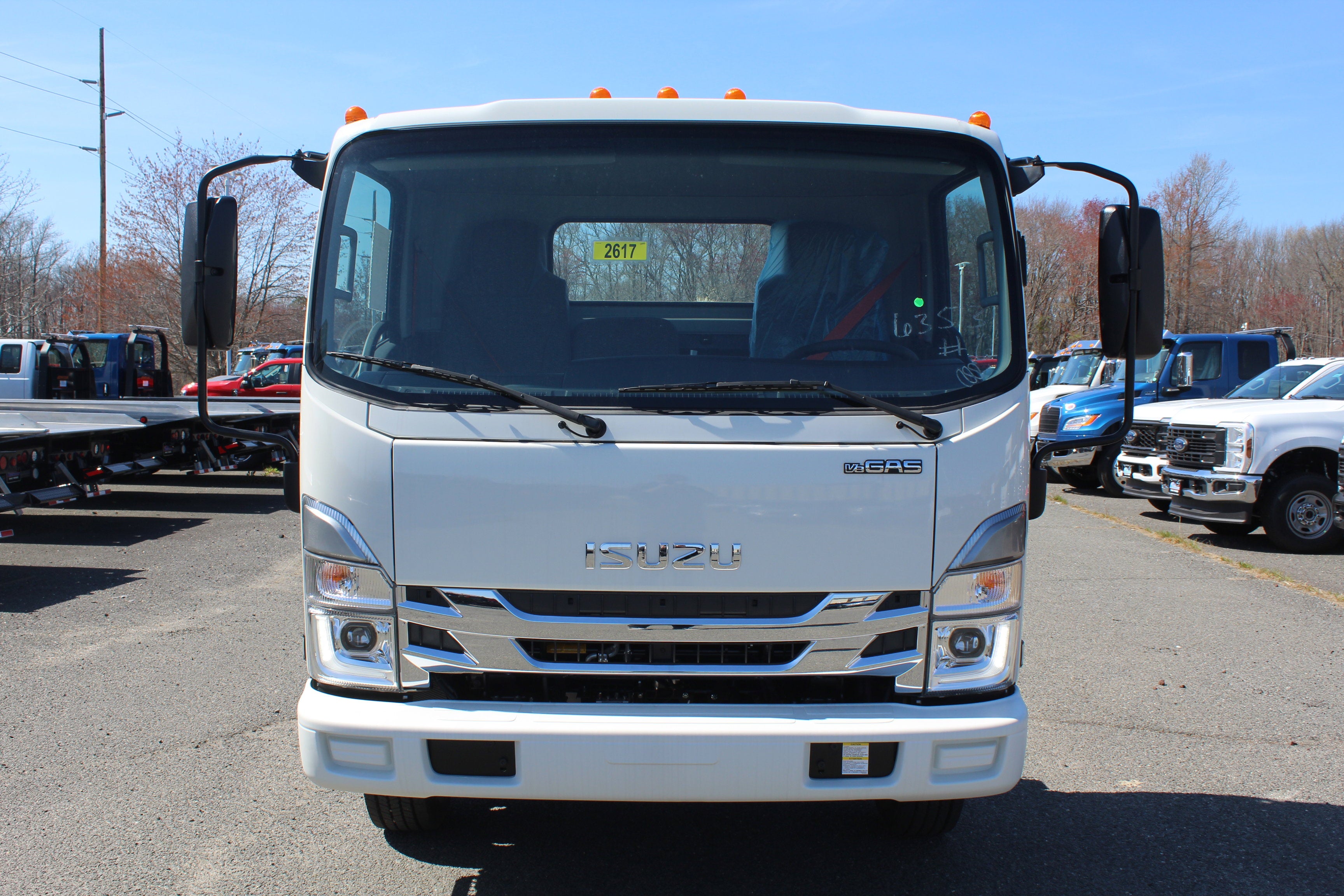 2026 Isuzu NPR Base