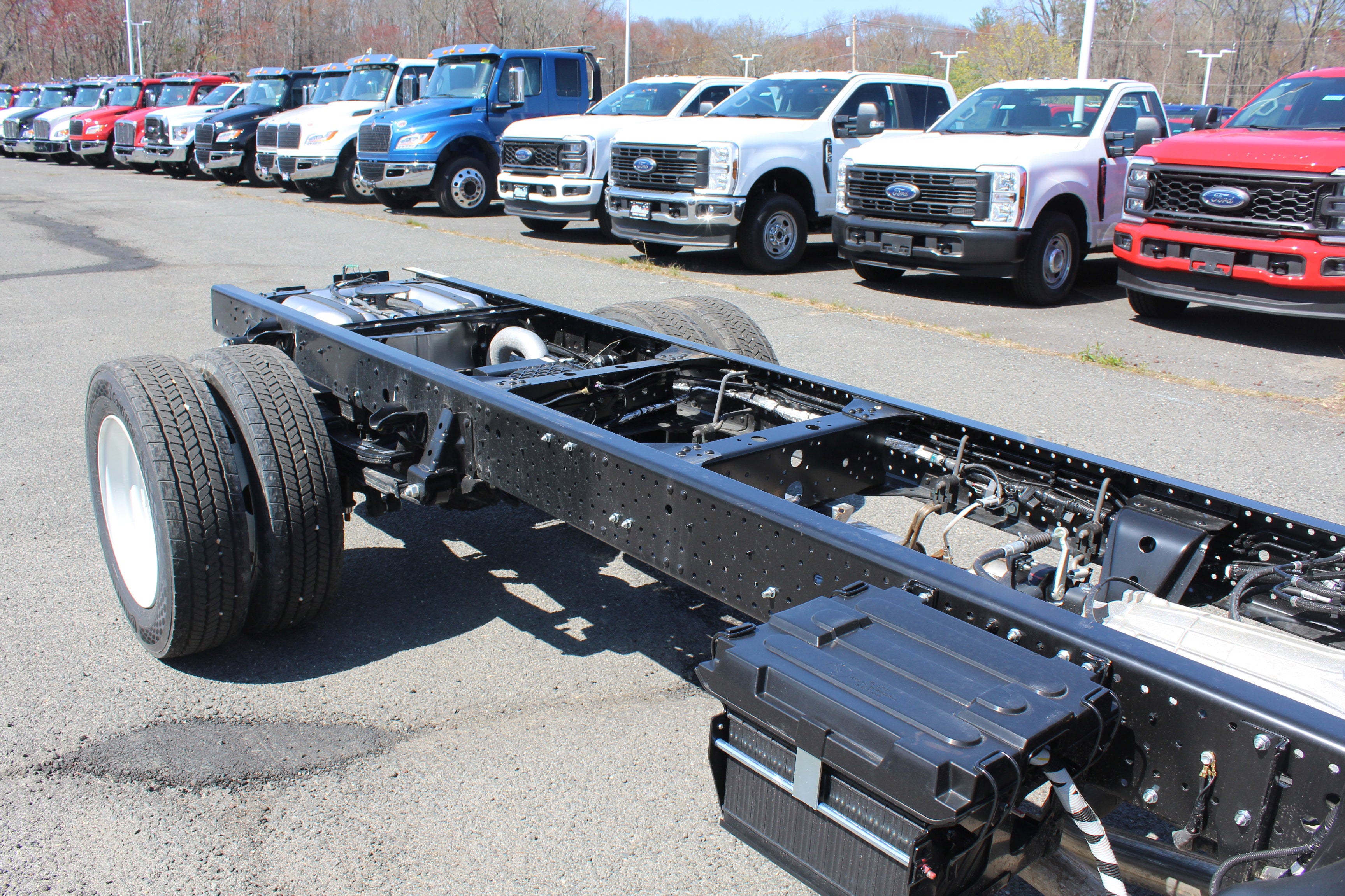 2026 Isuzu NPR Base