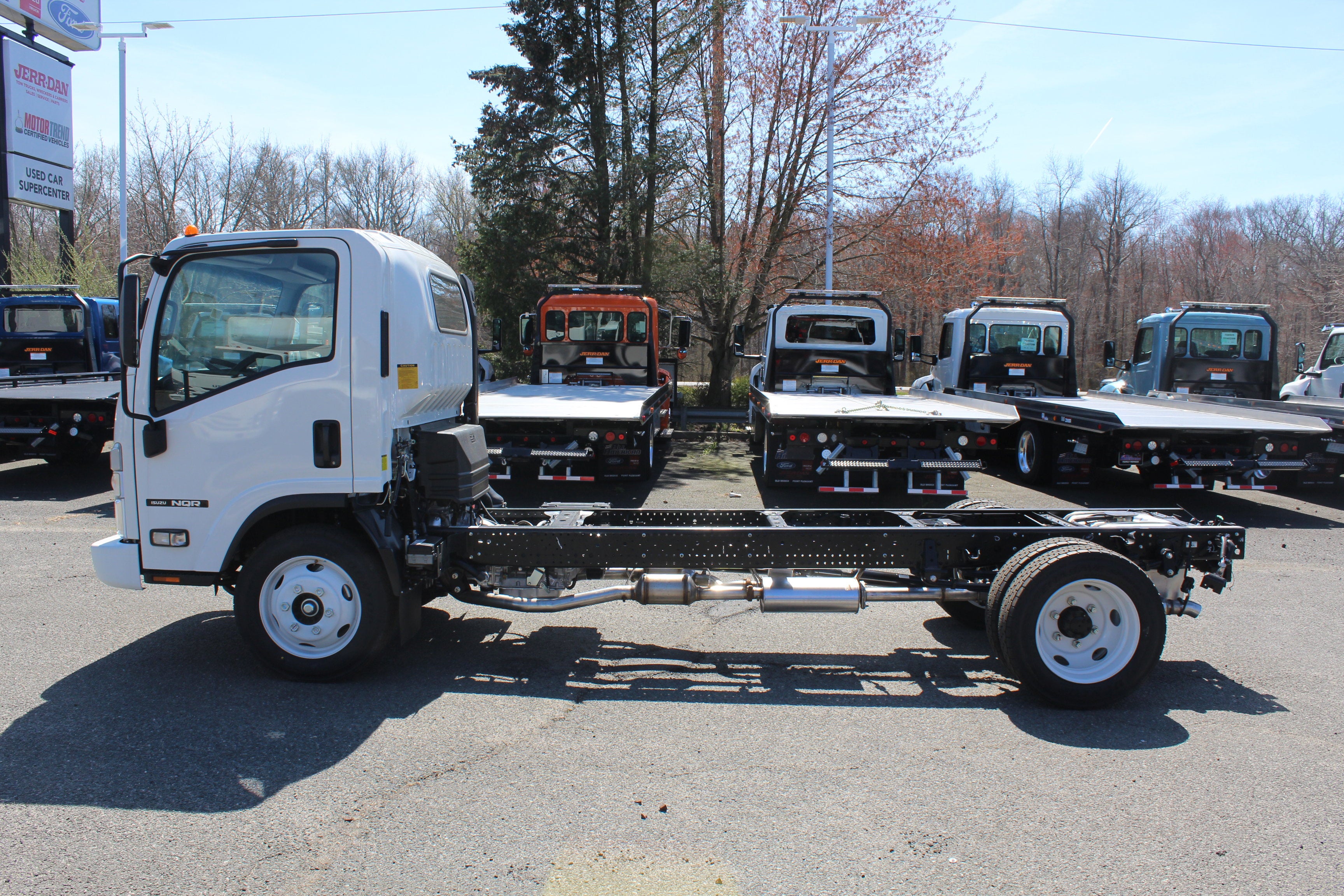2026 Isuzu NS4 Base