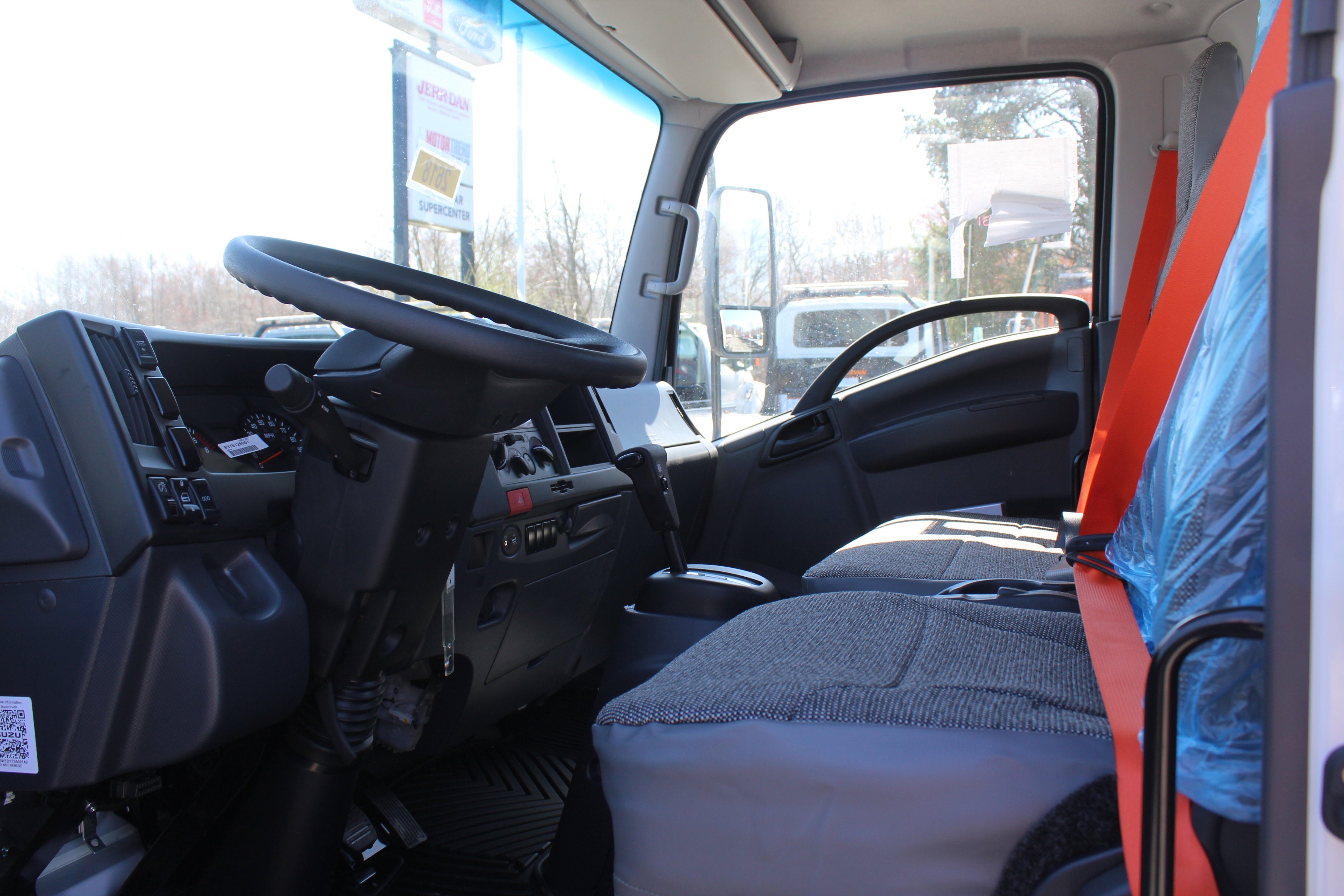 2026 Isuzu NS4 Base