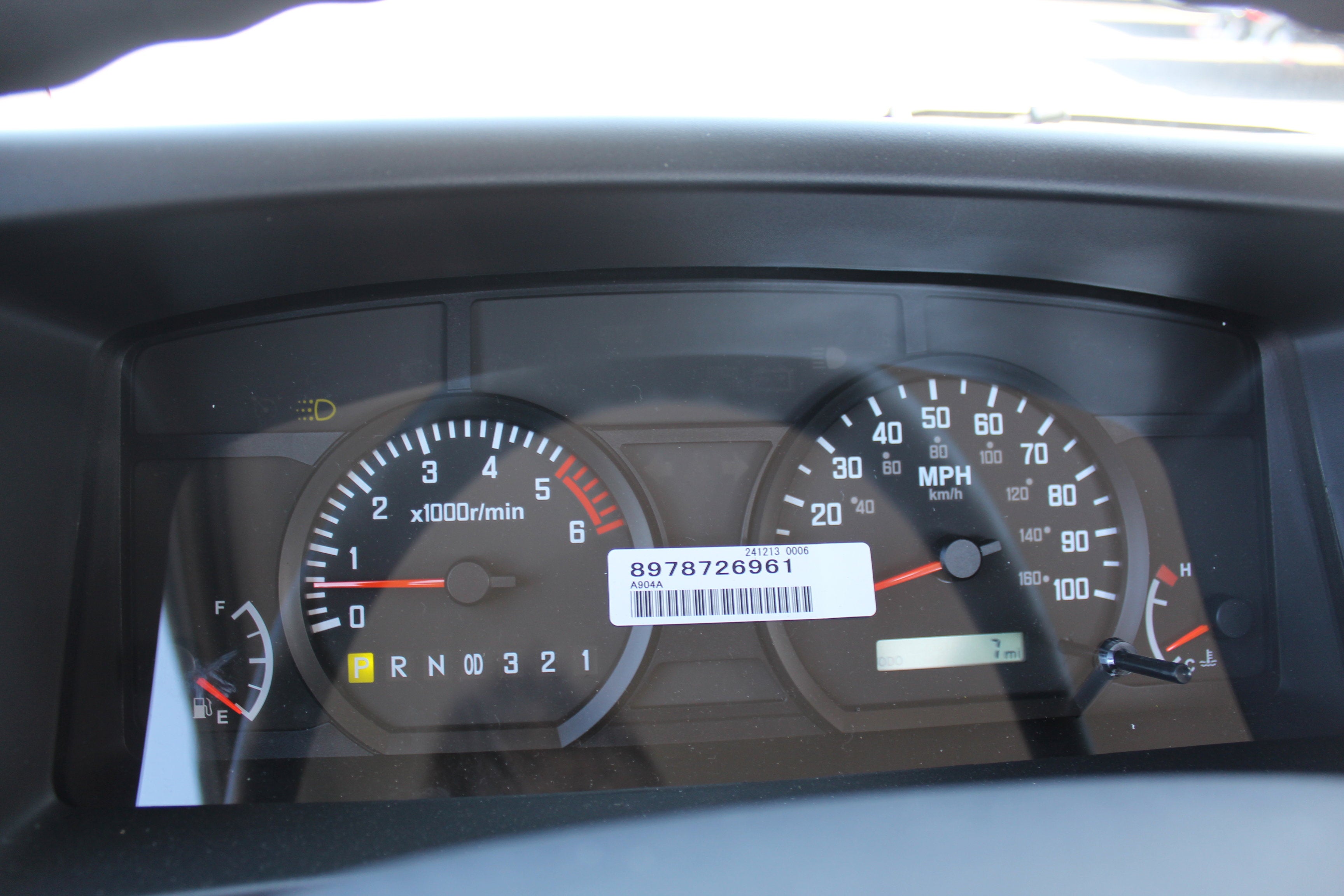 2026 Isuzu NRR Base