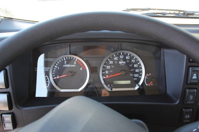 2024 Isuzu NRR 20 FT Dura Box Pro Aluminum