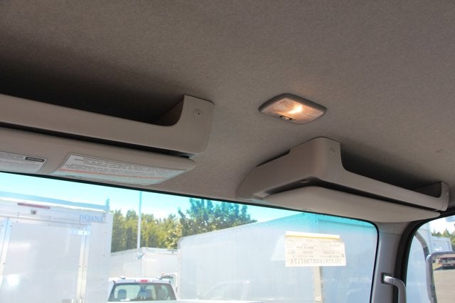 2024 Isuzu NRR 20 FT Box w/ Step Bumper