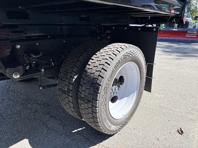 2025 Ford Chassis Cab F-550® XL