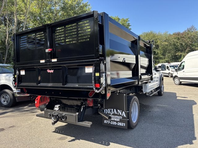 2025 Ford Chassis Cab F-550® XL