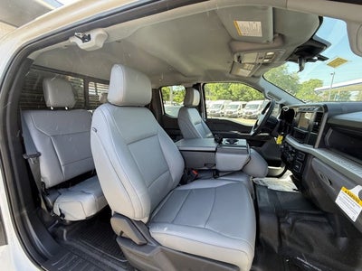 2024 Ford Super Duty F-550 DRW XL