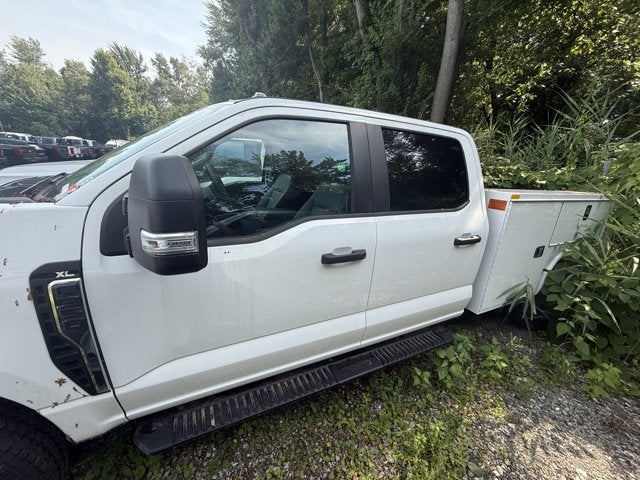 2026 Ford Chassis Cab F-350® XL