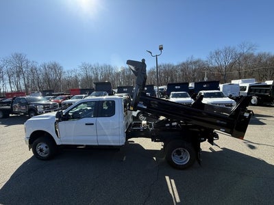 2025 Ford Chassis Cab F-350® XL