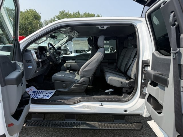 2026 Ford Chassis Cab F-350® XL