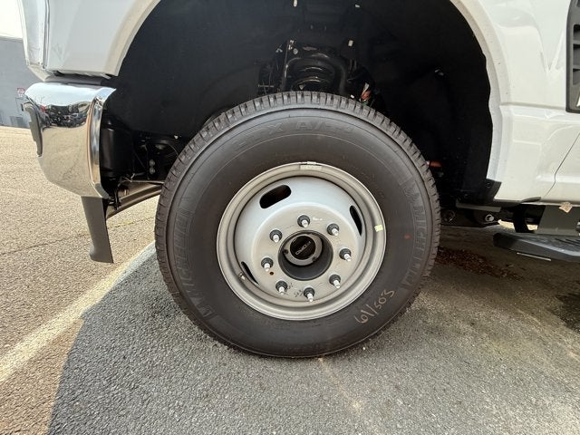2026 Ford Chassis Cab F-350® XL