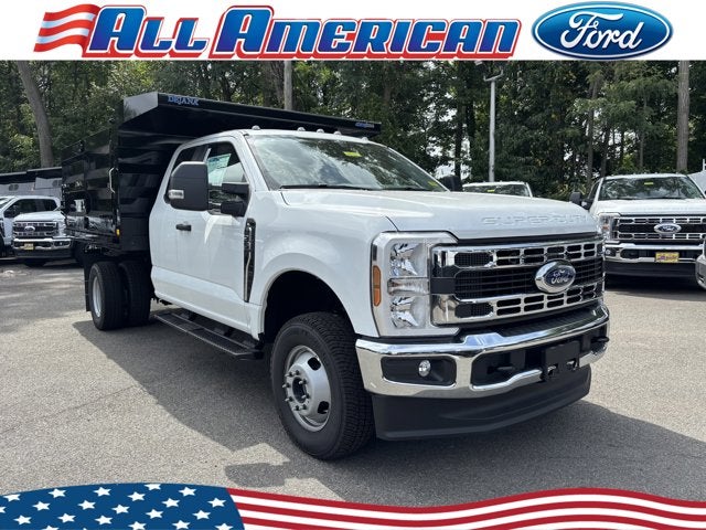 2025 Ford Chassis Cab F-350® XL