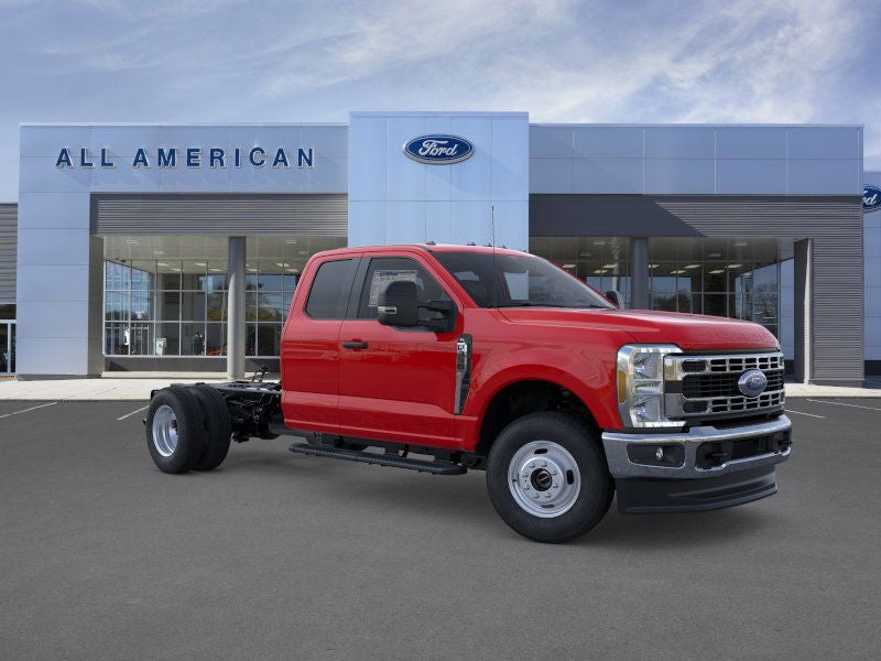 2025 Ford Chassis Cab F-350® XL