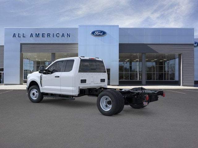 2026 Ford Super Duty F-350 DRW SCAB
