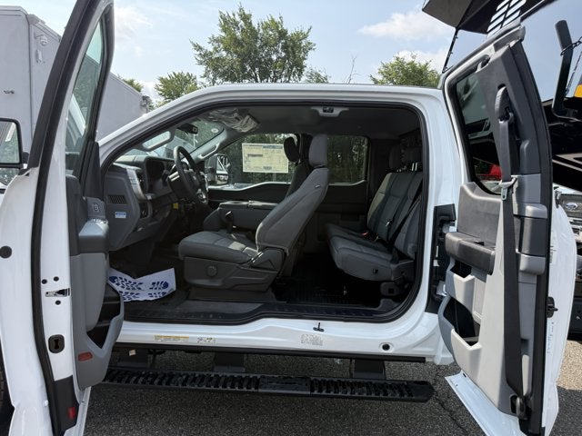 2026 Ford Chassis Cab F-450® XL