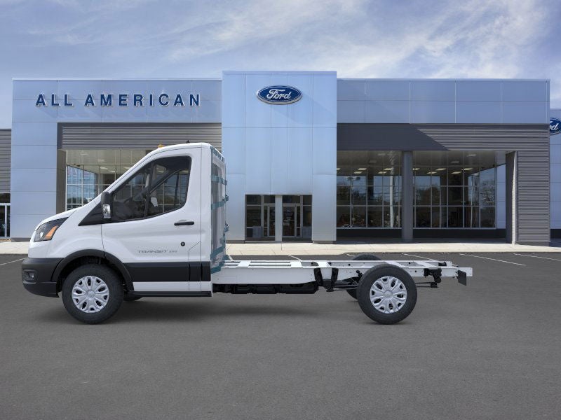 2025 Ford Transit Chassis Cutaway