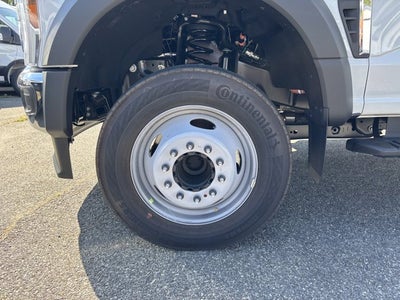 2025 Ford Super Duty F-550 DRW Base
