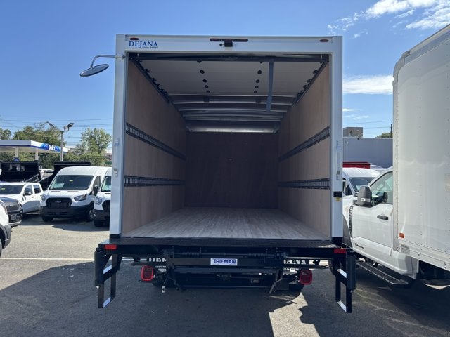 2025 Ford Super Duty F-550 DRW Base